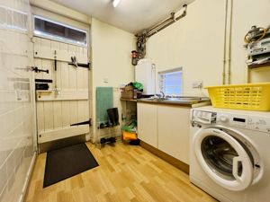 Photo 31- click for photo gallery